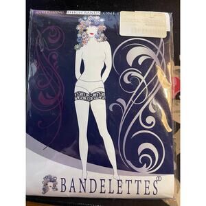Bandelettes Lace Thigh Bands Onyx Beige size A 21"-22"